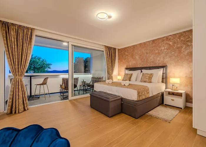 דירה Deluxe Diadora With Sea View *